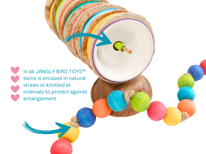 PARROT PALM SHREDDER™ | Large bird chew toy made of natural palm leaves and bird-safe woods